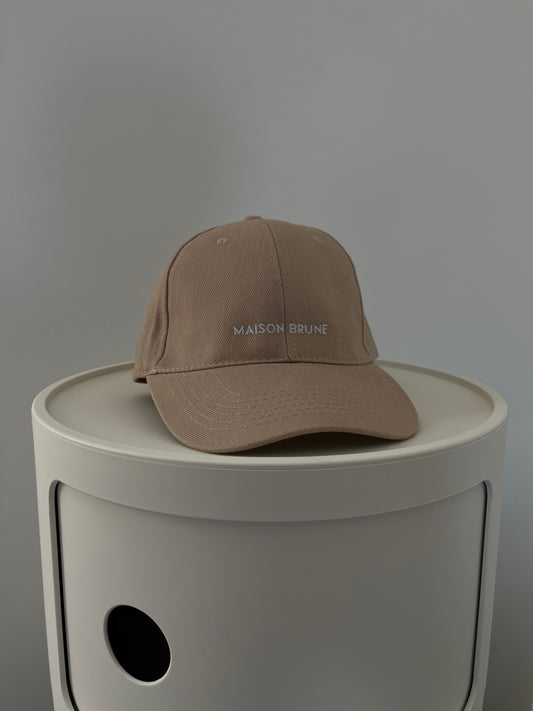 Casquette beige brodée